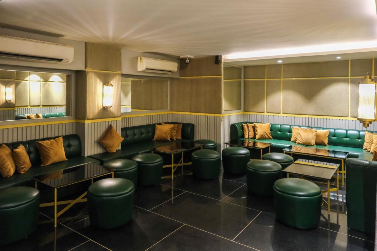 The Wallflower Hotel Kota  Exterior photo